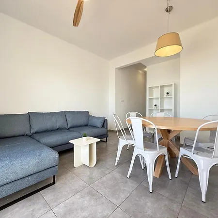 Agi Macià Centro Roses