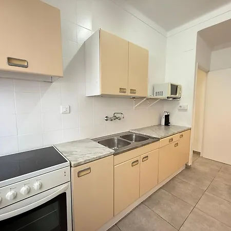 Agi Macià Centro Roses