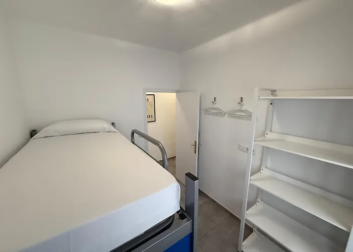 Agi Macia Centro * ロザス